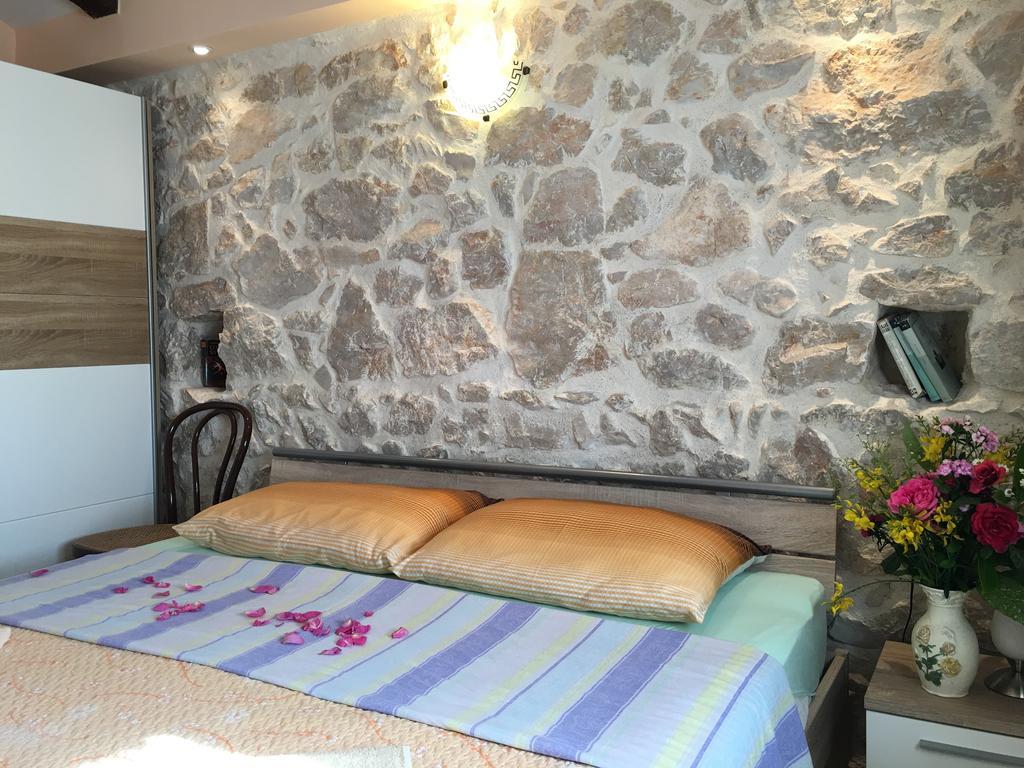 Holiday Home Rasopas Malinska Εξωτερικό φωτογραφία