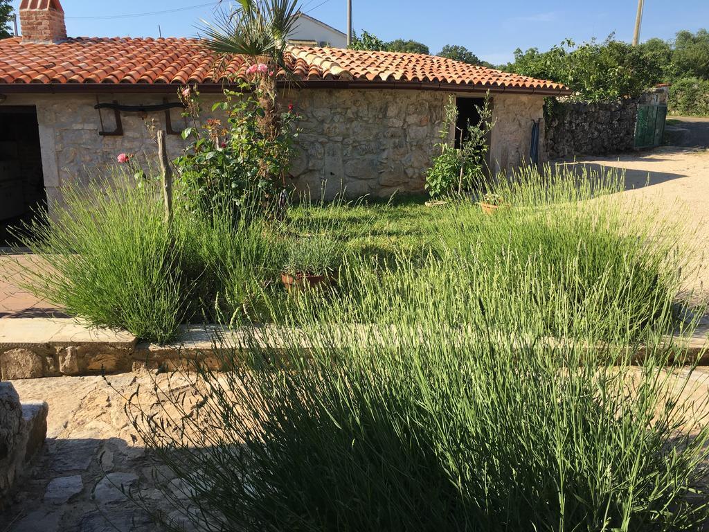 Holiday Home Rasopas Malinska Εξωτερικό φωτογραφία